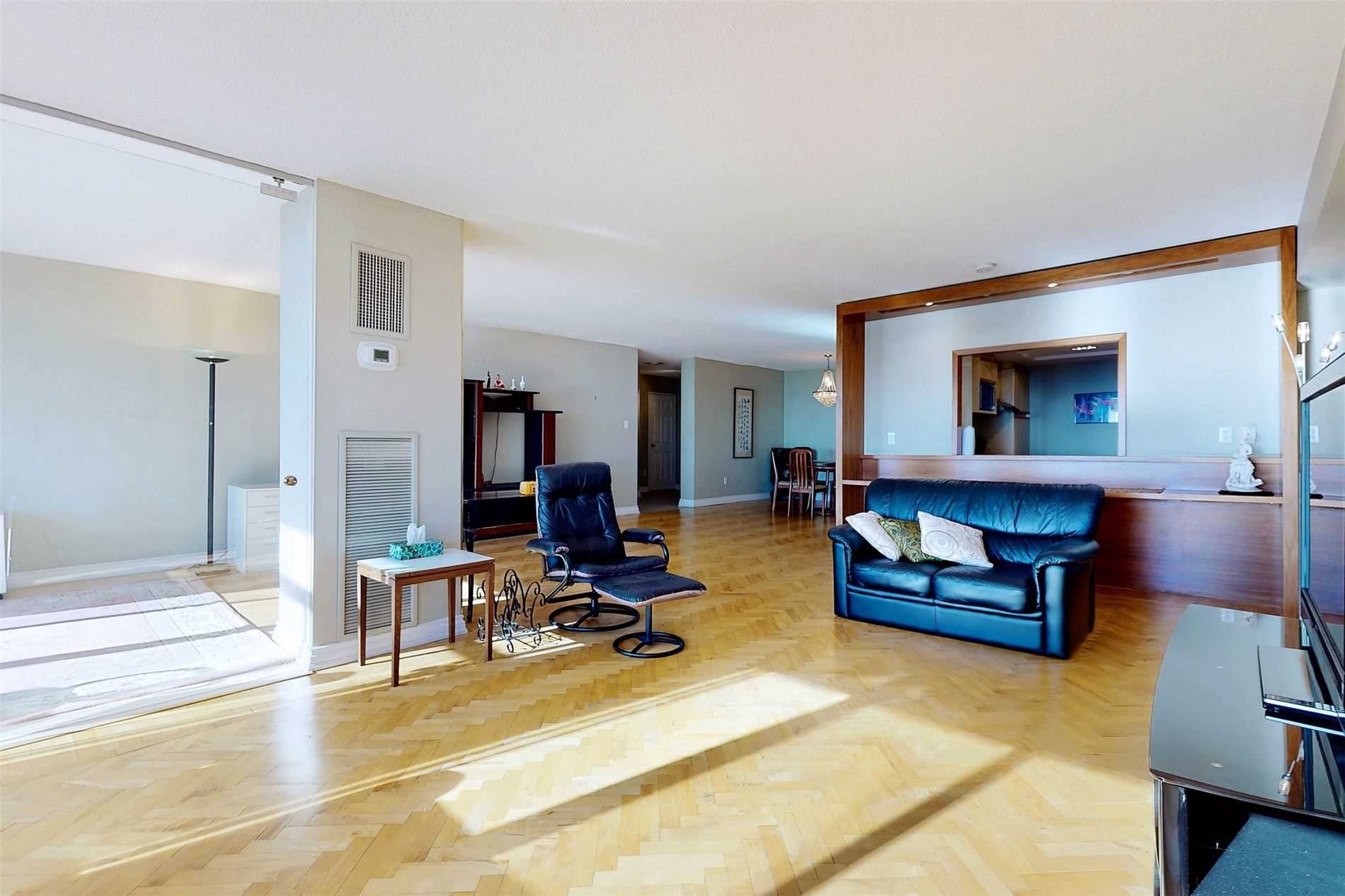 1555 Finch Avenue E, #1605