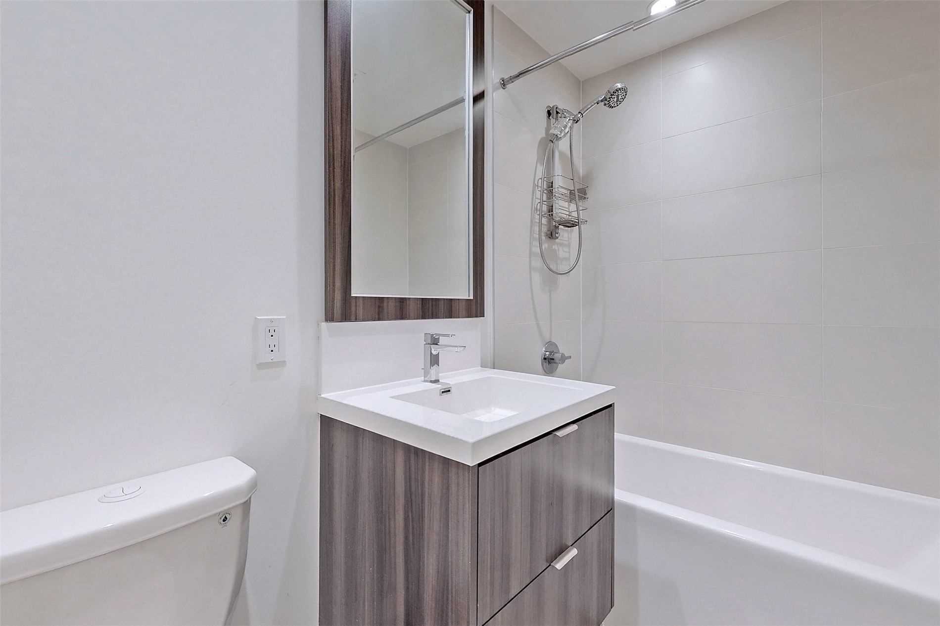 80 Vanauley Street #405