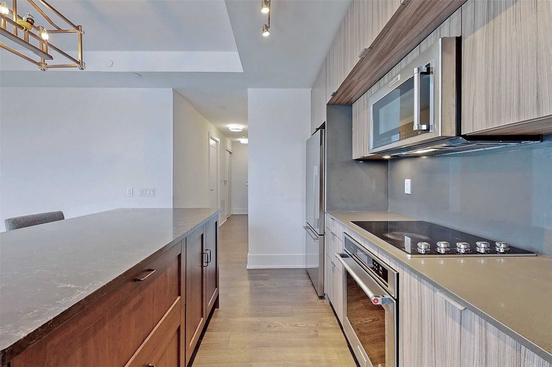 80 Vanauley Street #405