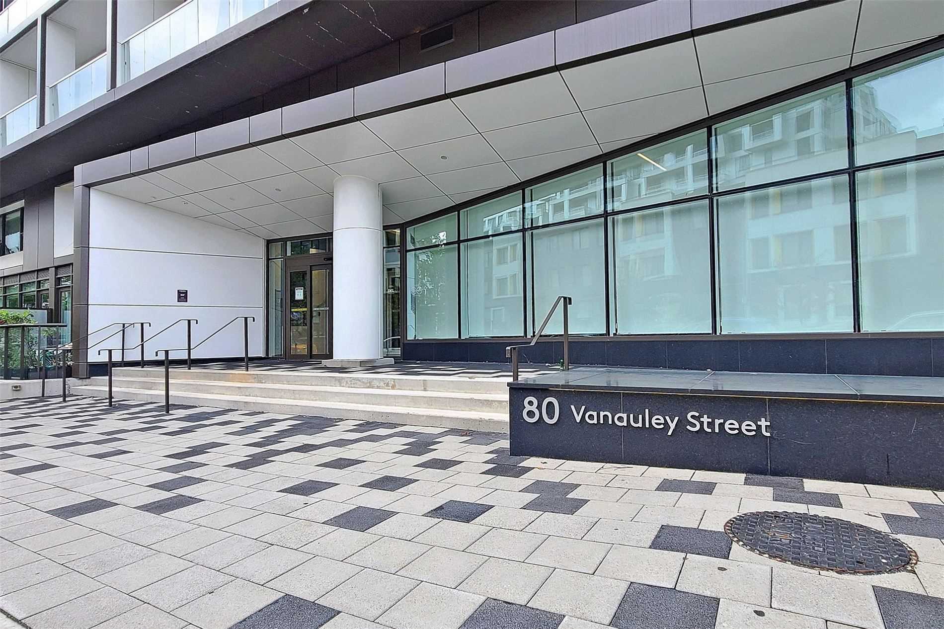 80 Vanauley Street #405