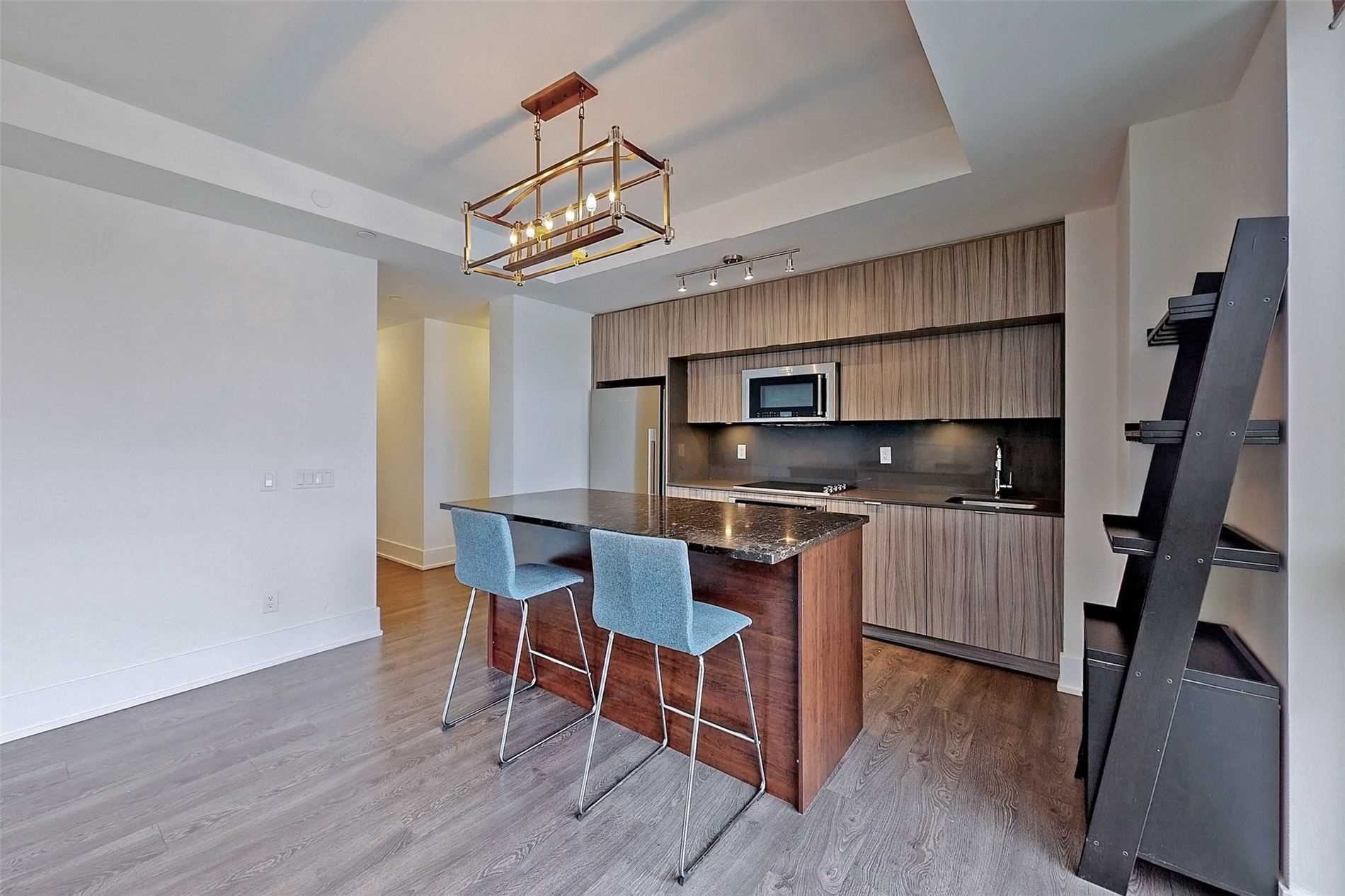 80 Vanauley Street #405
