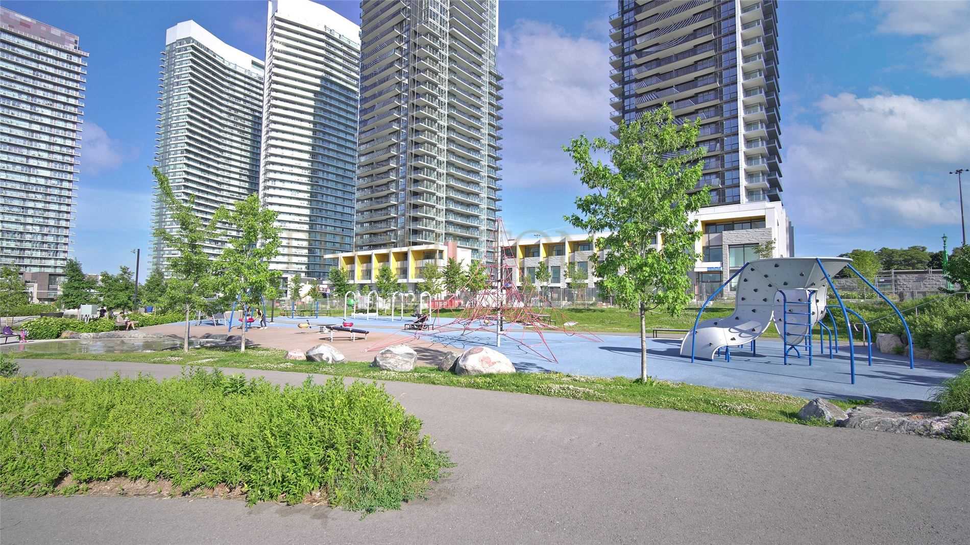 95 Mcmahon Dr, #3708