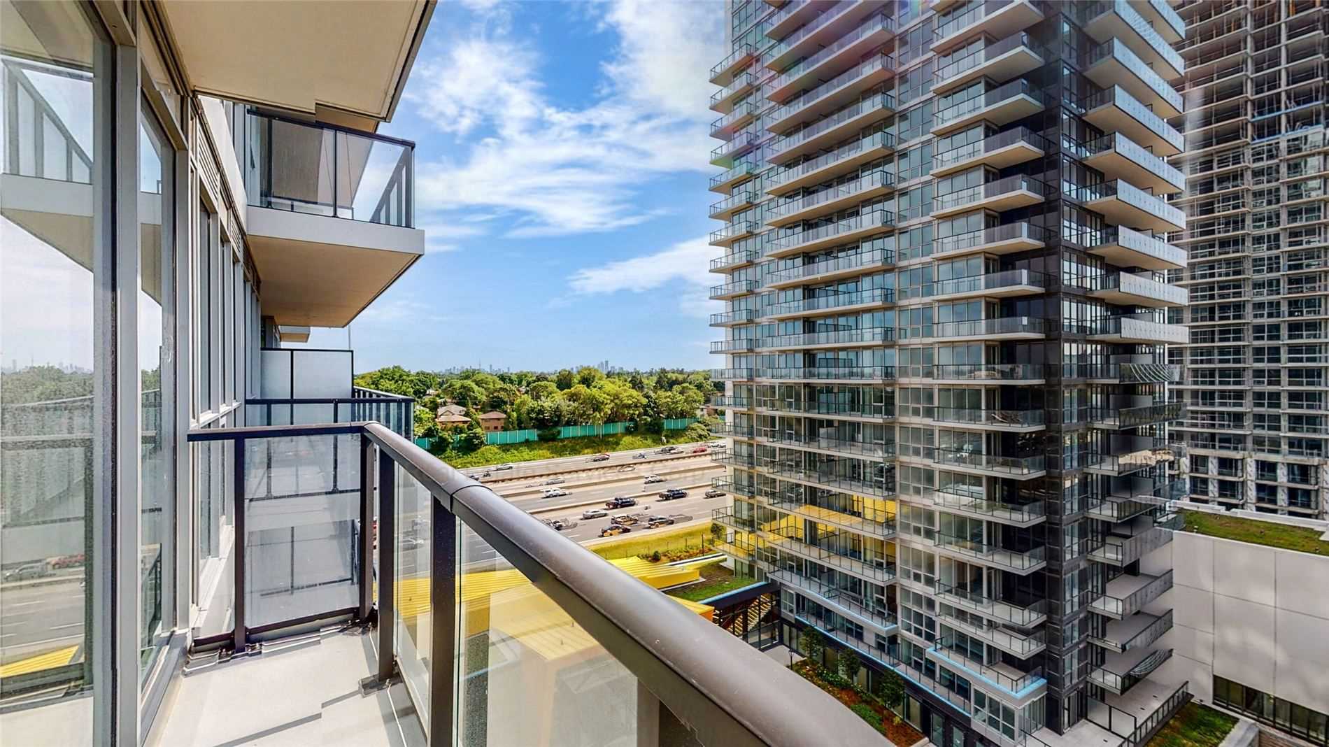 95 Mcmahon Dr, #3708