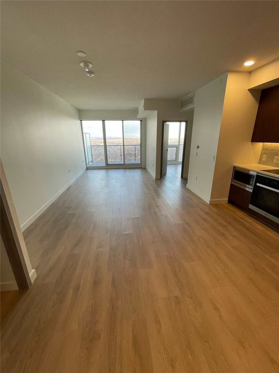 95 Mcmahon Dr, #3708