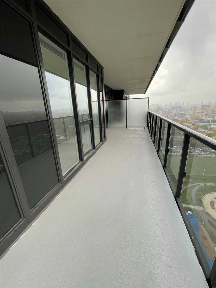 95 Mcmahon Dr, #3708