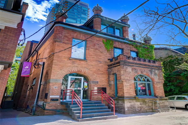 35 Prince Arthur Ave, Toronto