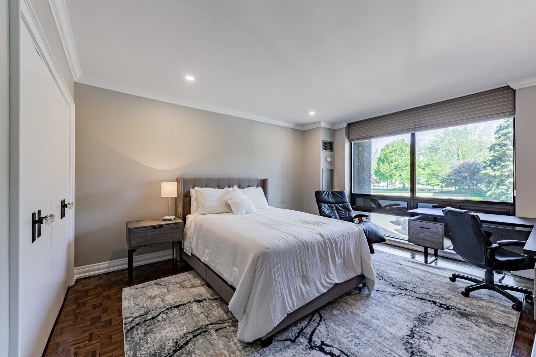 619 Avenue Rd, #201