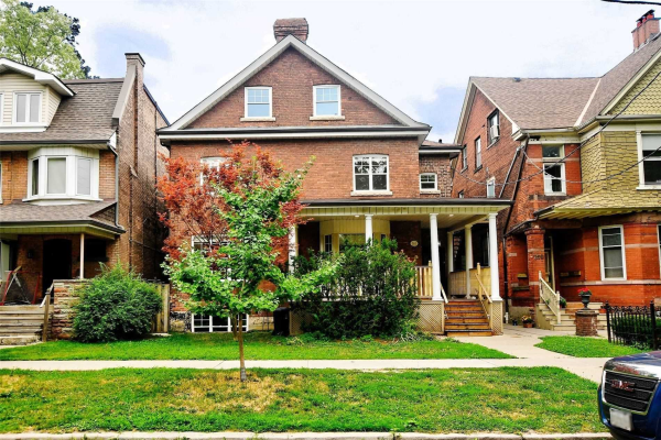 161 Madison Ave, Toronto