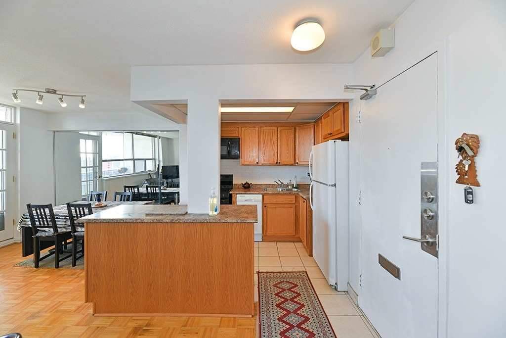 30 Gloucester Street #1912