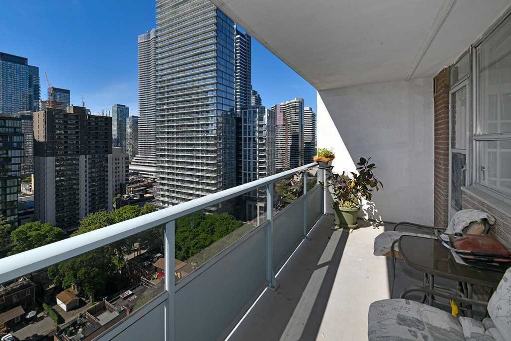 30 Gloucester Street #1912