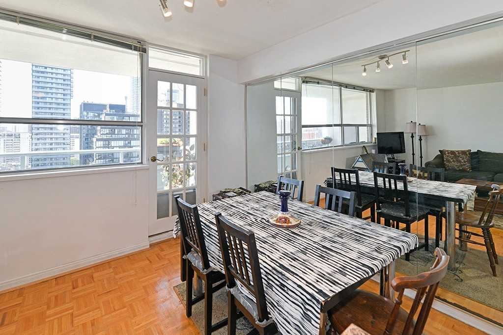 30 Gloucester Street #1912
