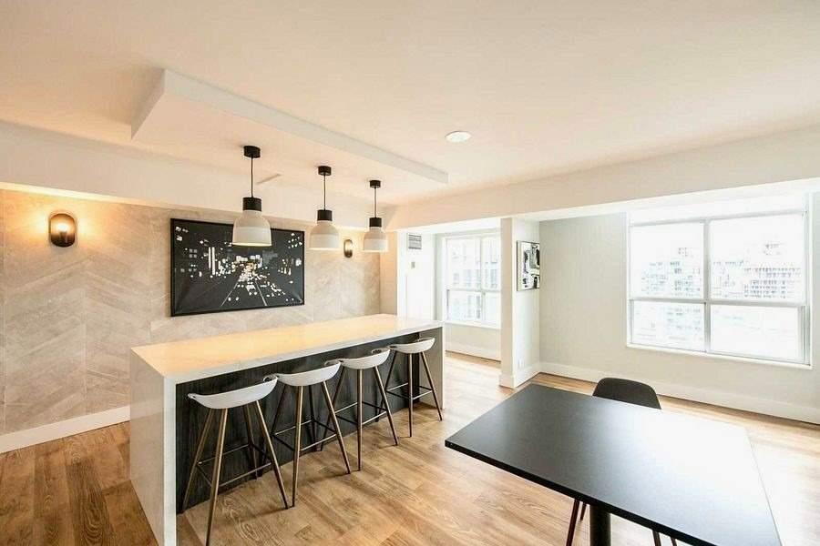 323 Richmond St E, #417