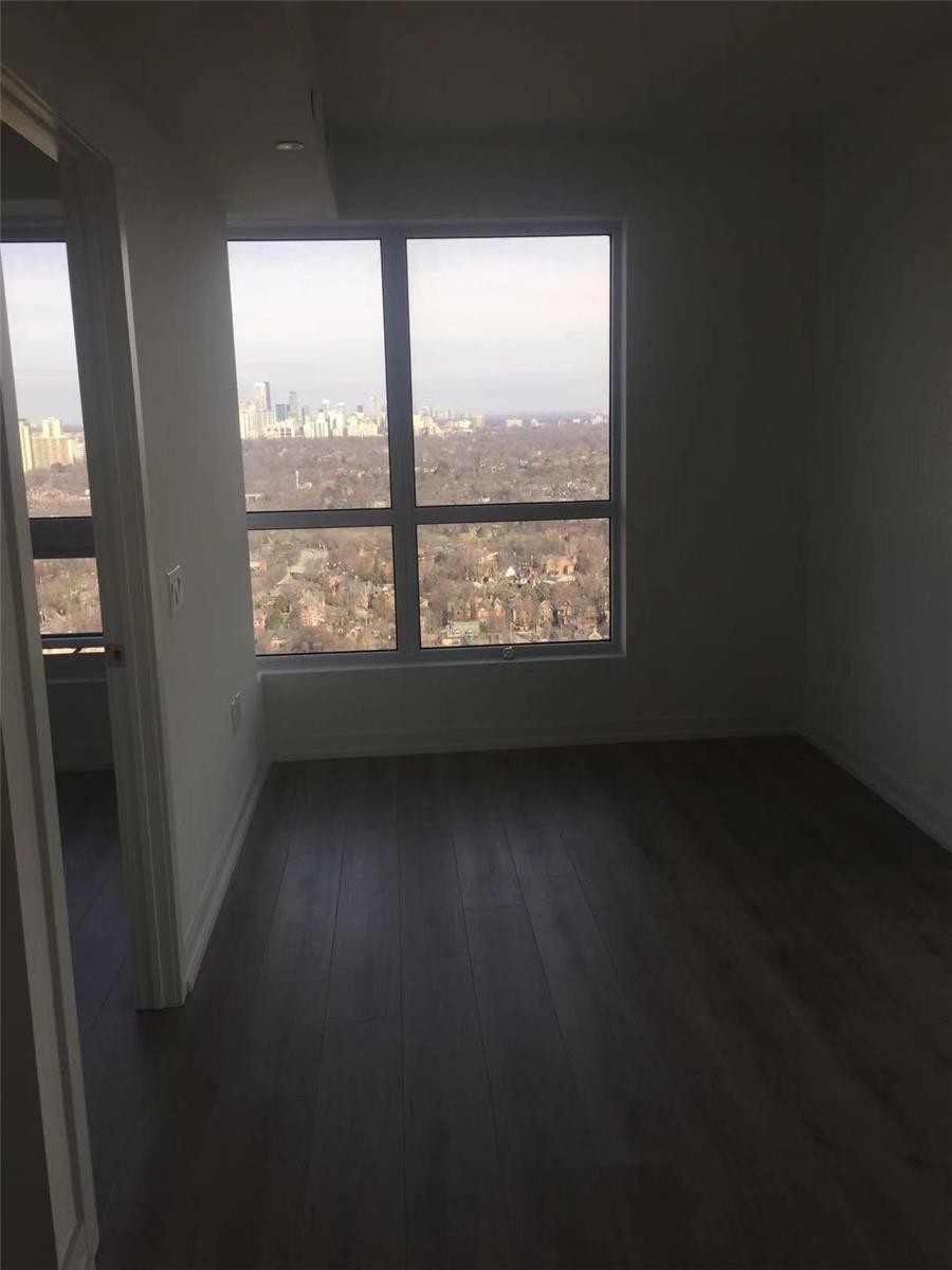395 Bloor St E, #3407