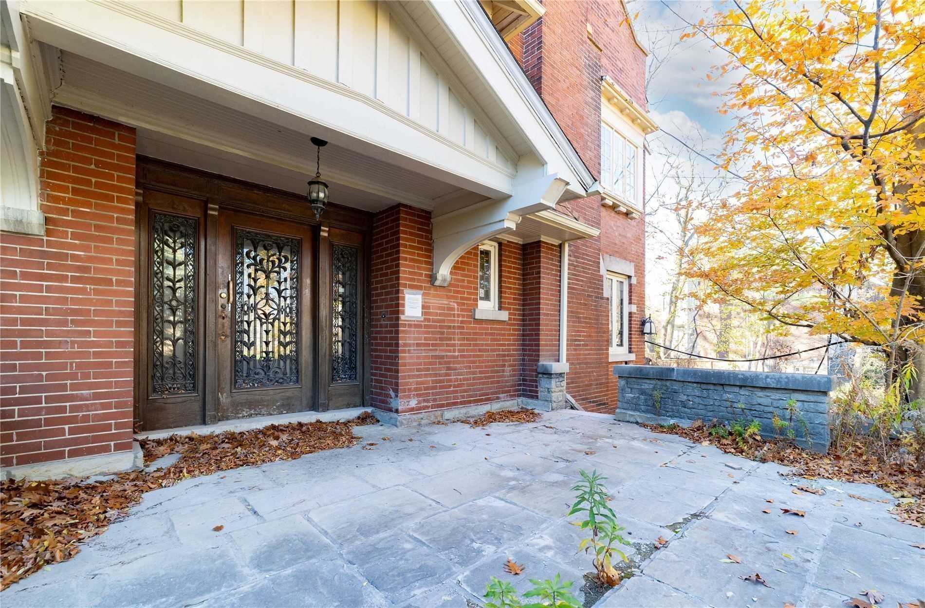 206 Russell Hill Rd