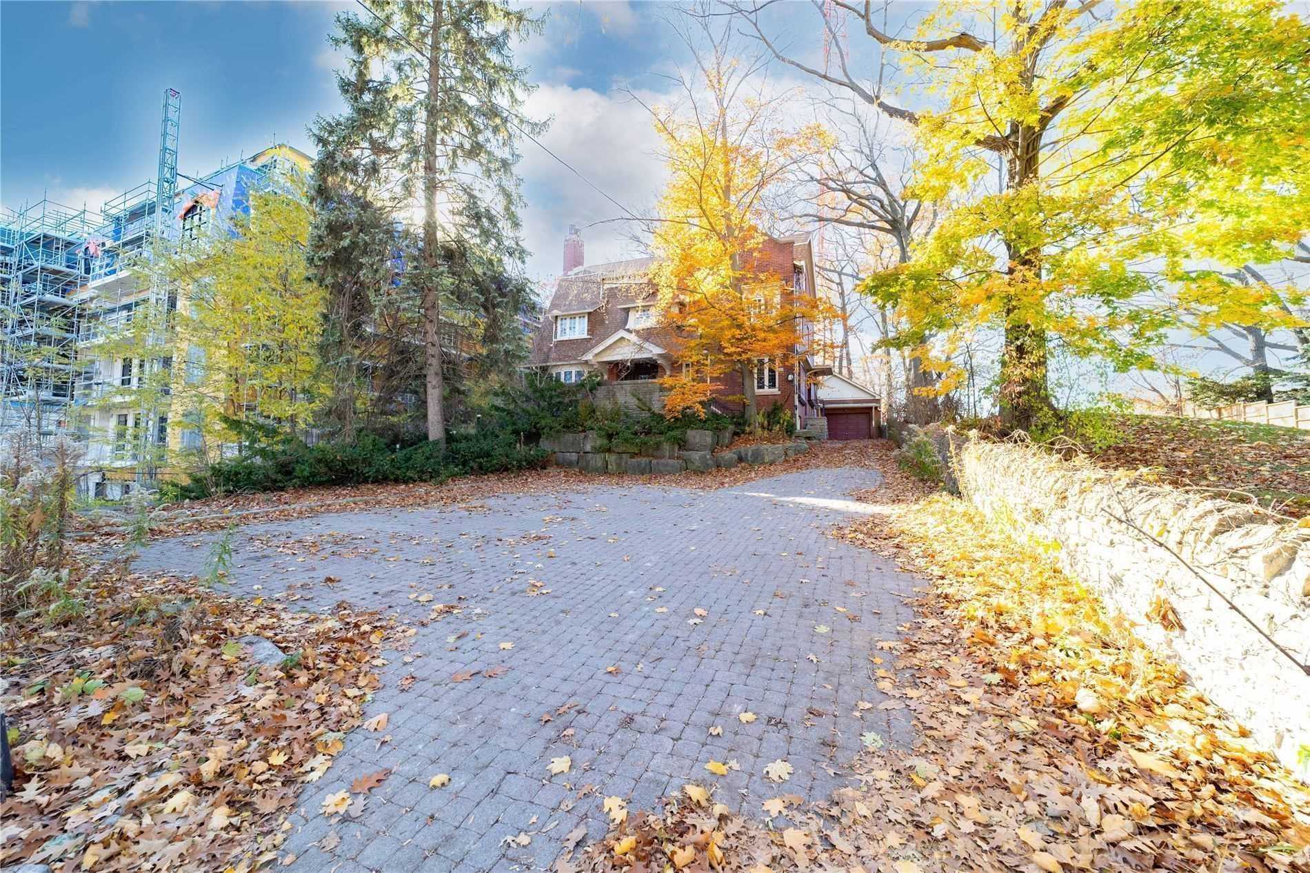 206 Russell Hill Rd