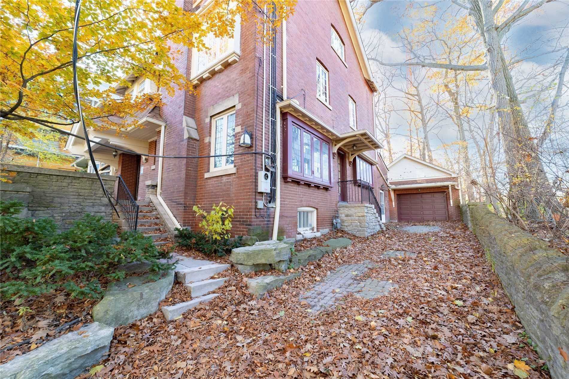 206 Russell Hill Rd