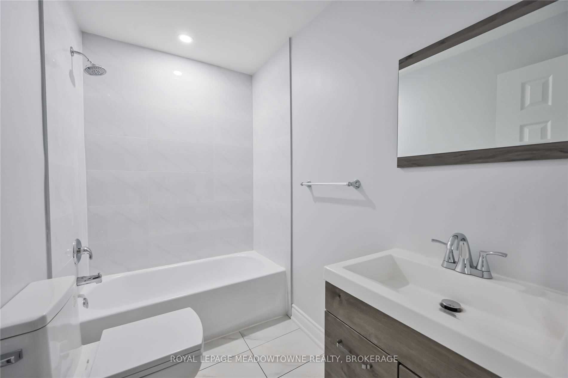 Listing C5851563 - Large Photo # 15