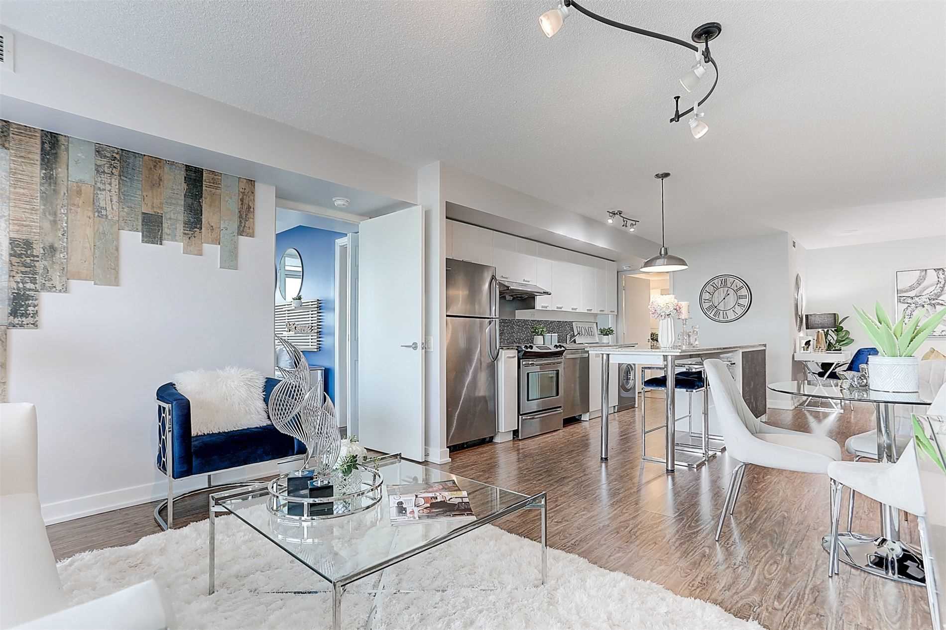 33 Singer Court #1211