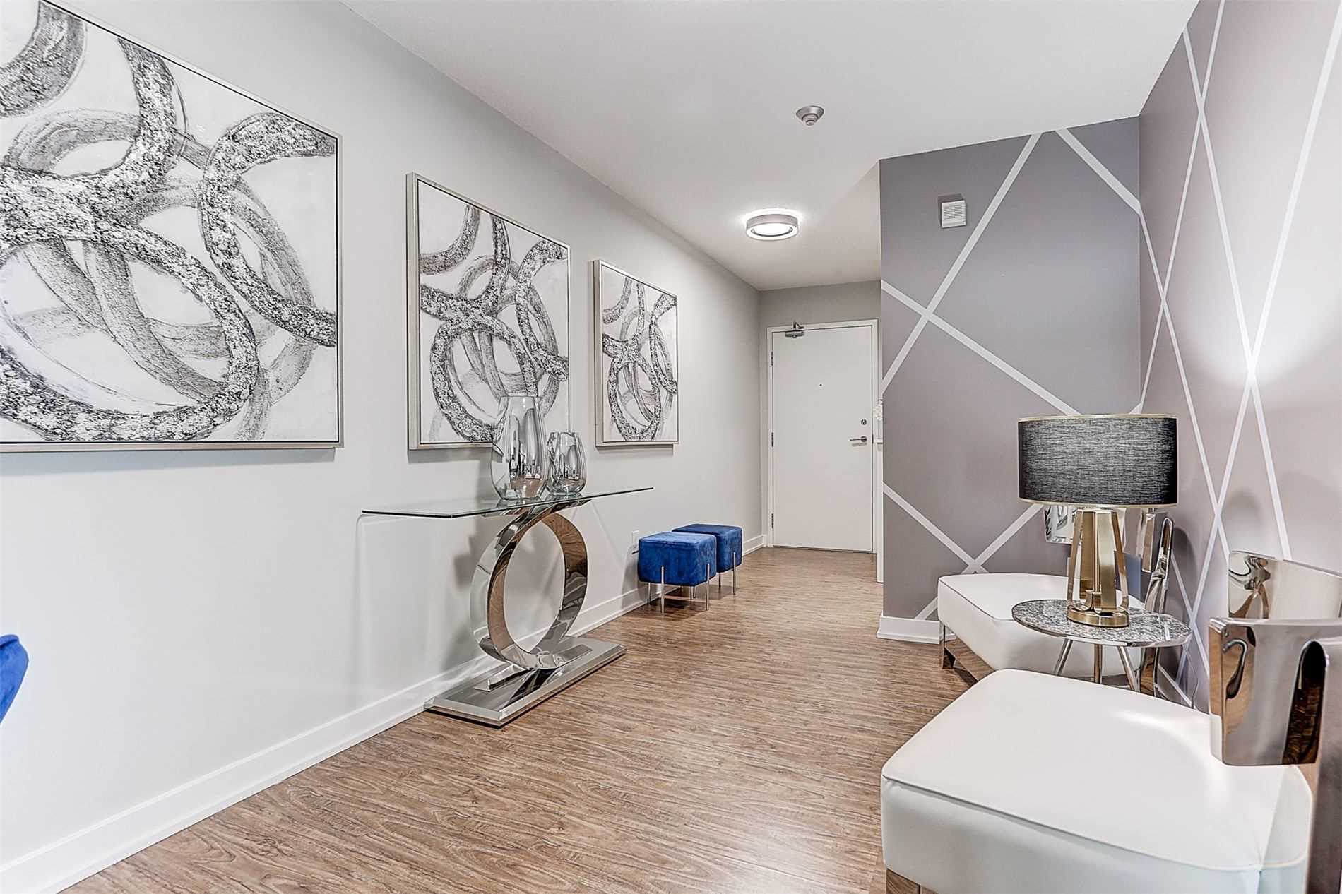 33 Singer Court #1211