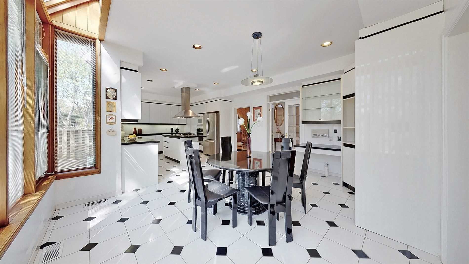 37 Rippleton Road