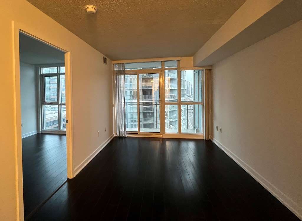 15 Iceboat Terrace, #1611