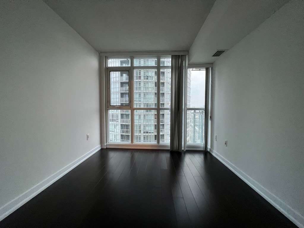 15 Iceboat Terrace, #1611