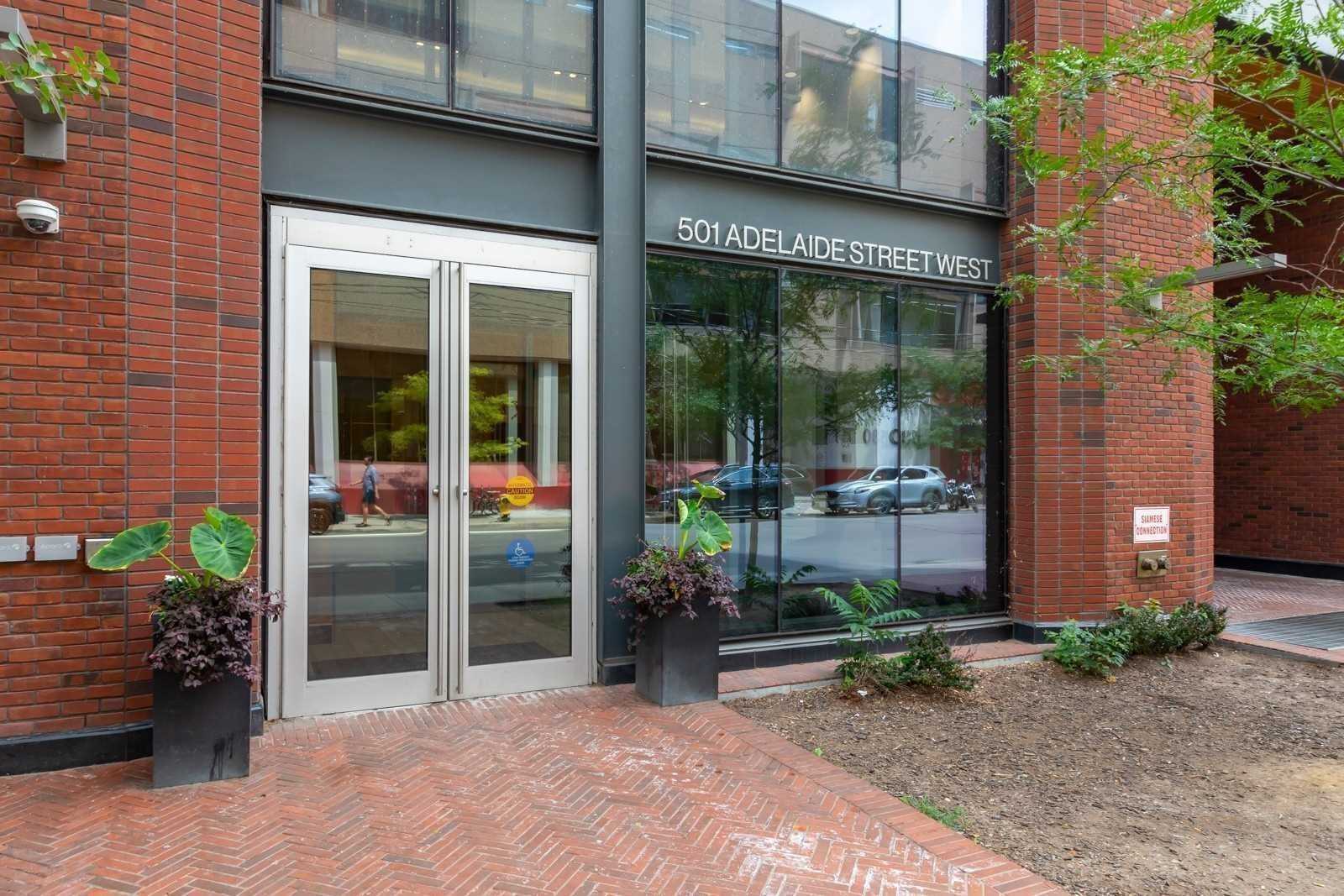 501 Adelaide St W, #302