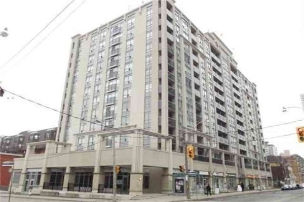 225 Wellesley St E, Toronto
