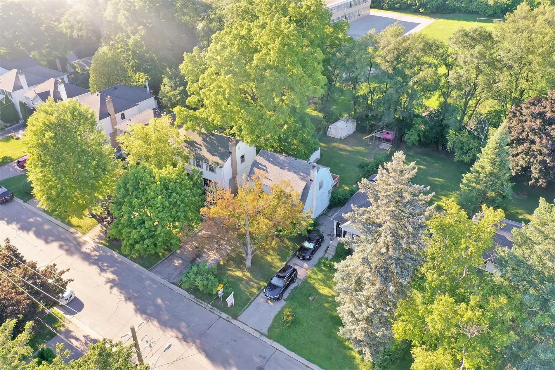 22 Wentworth Avenue