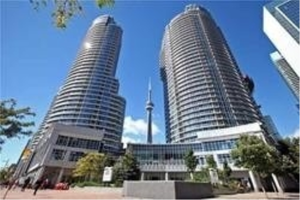 208 Queens Quay, Toronto