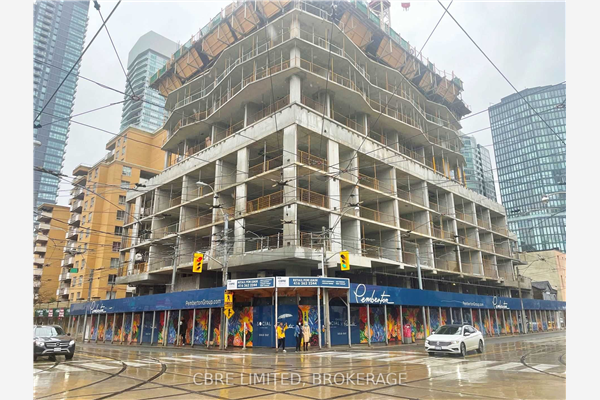 215 Church St, Toronto
