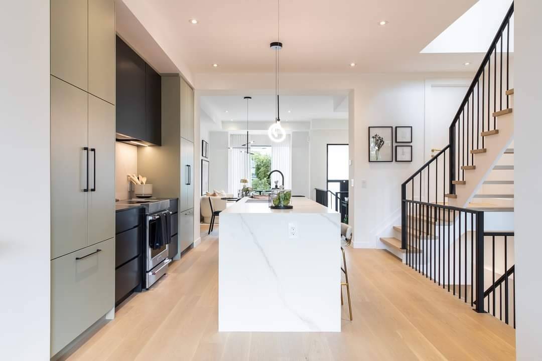 433B Deloraine Avenue