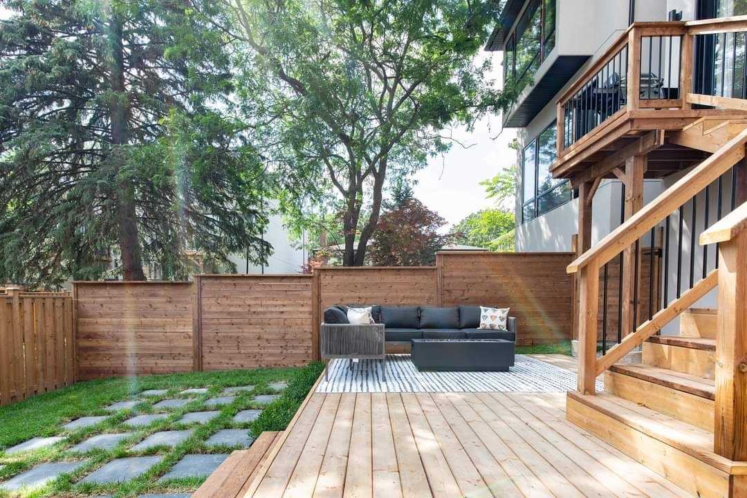 433B Deloraine Avenue