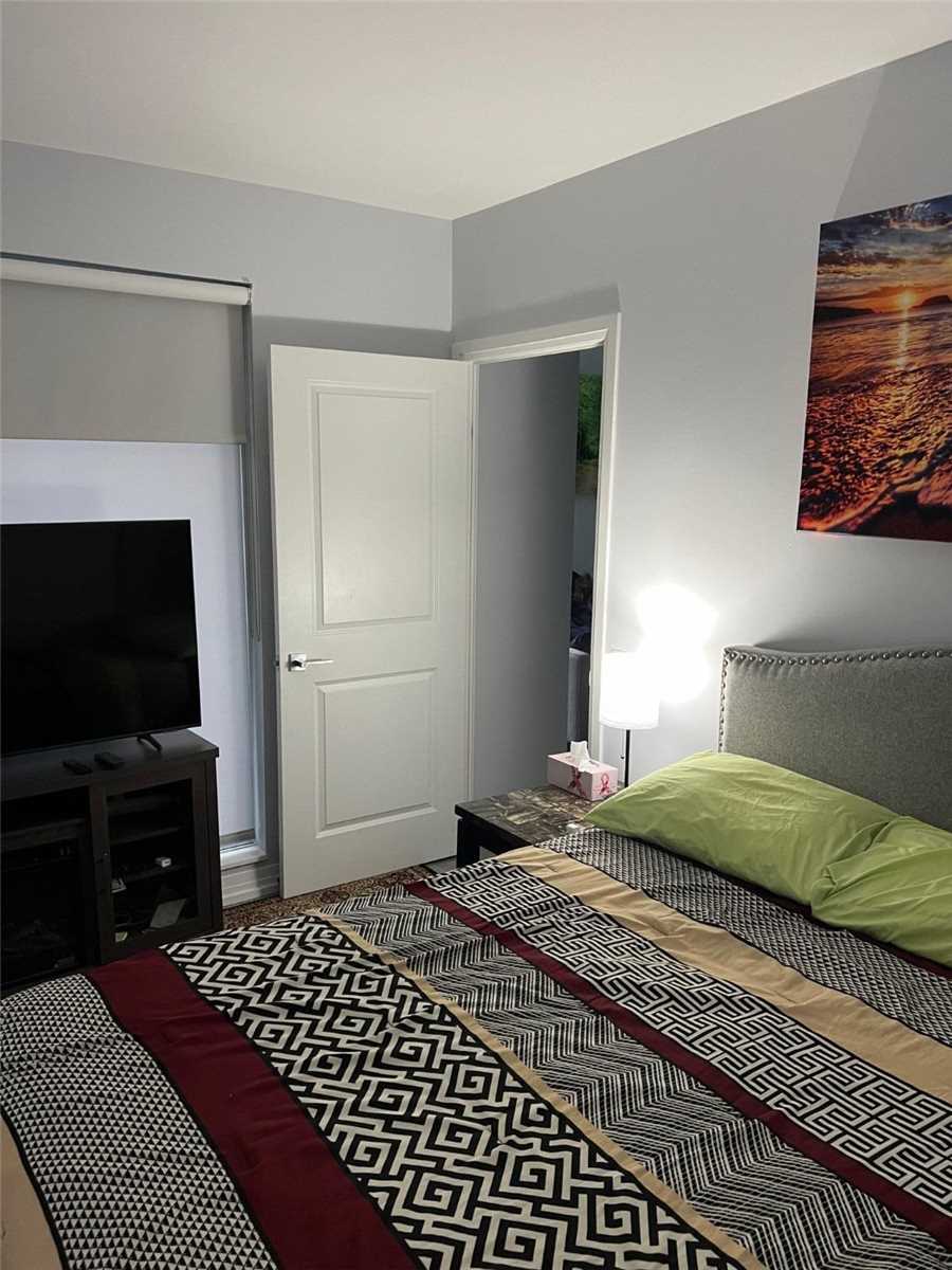 Listing C5862142 - Large Photo # 18