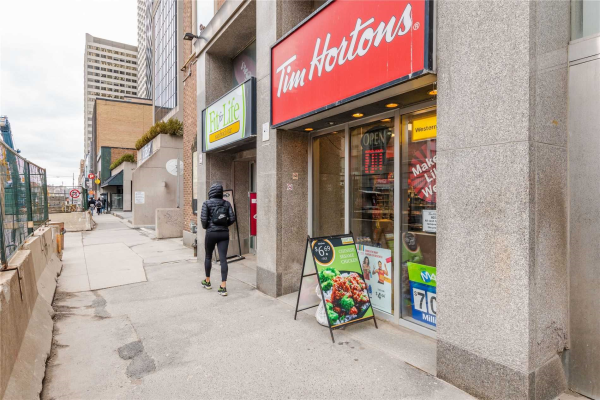 50 Eglinton Ave E, Toronto