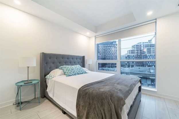 31 Tippett Rd, #453