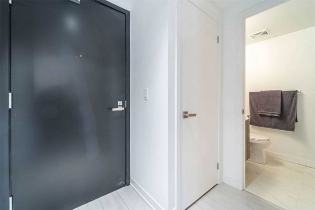 31 Tippett Rd, #453