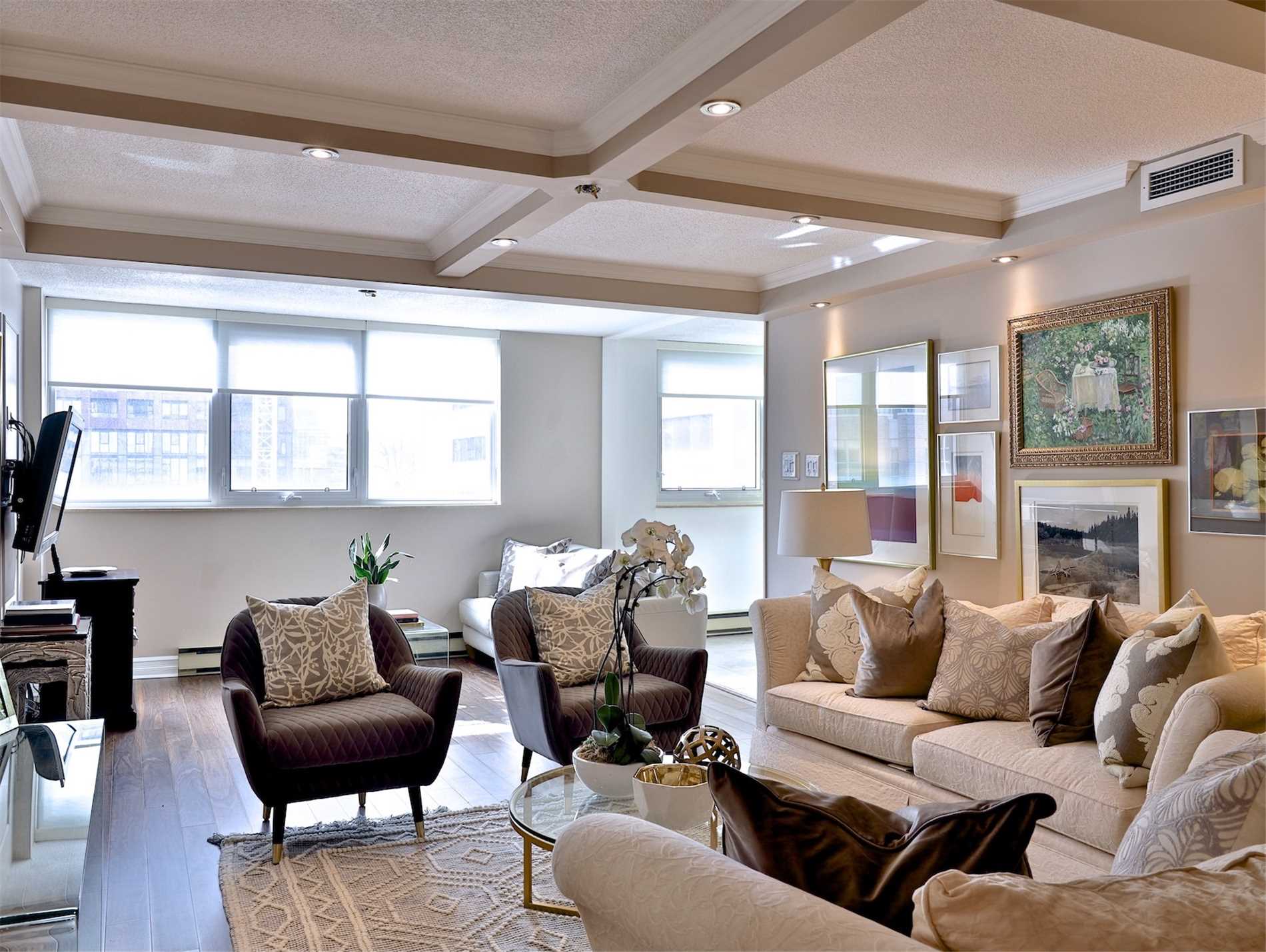 360 Bloor St E, #507