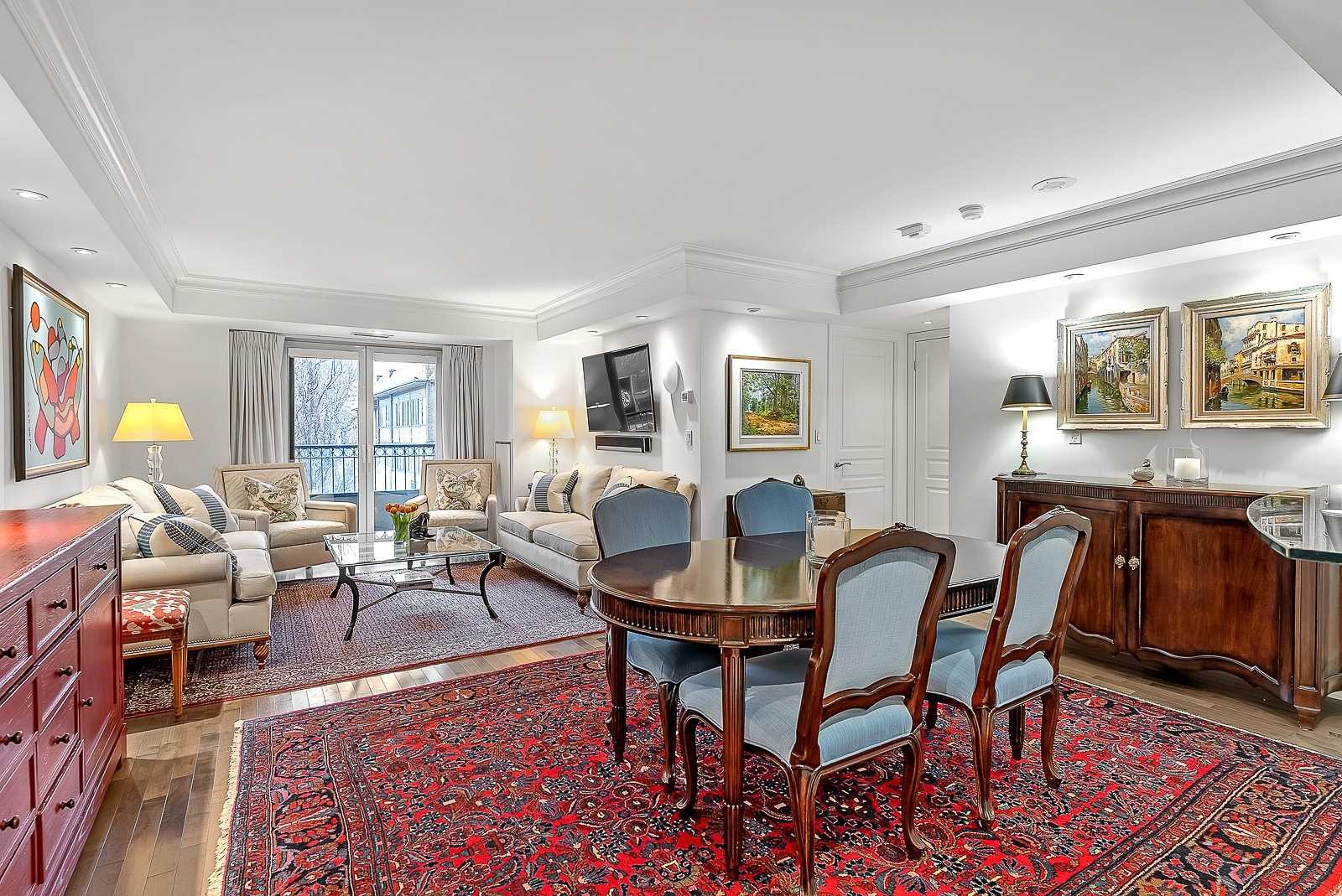 2 Roxborough Street E, #306