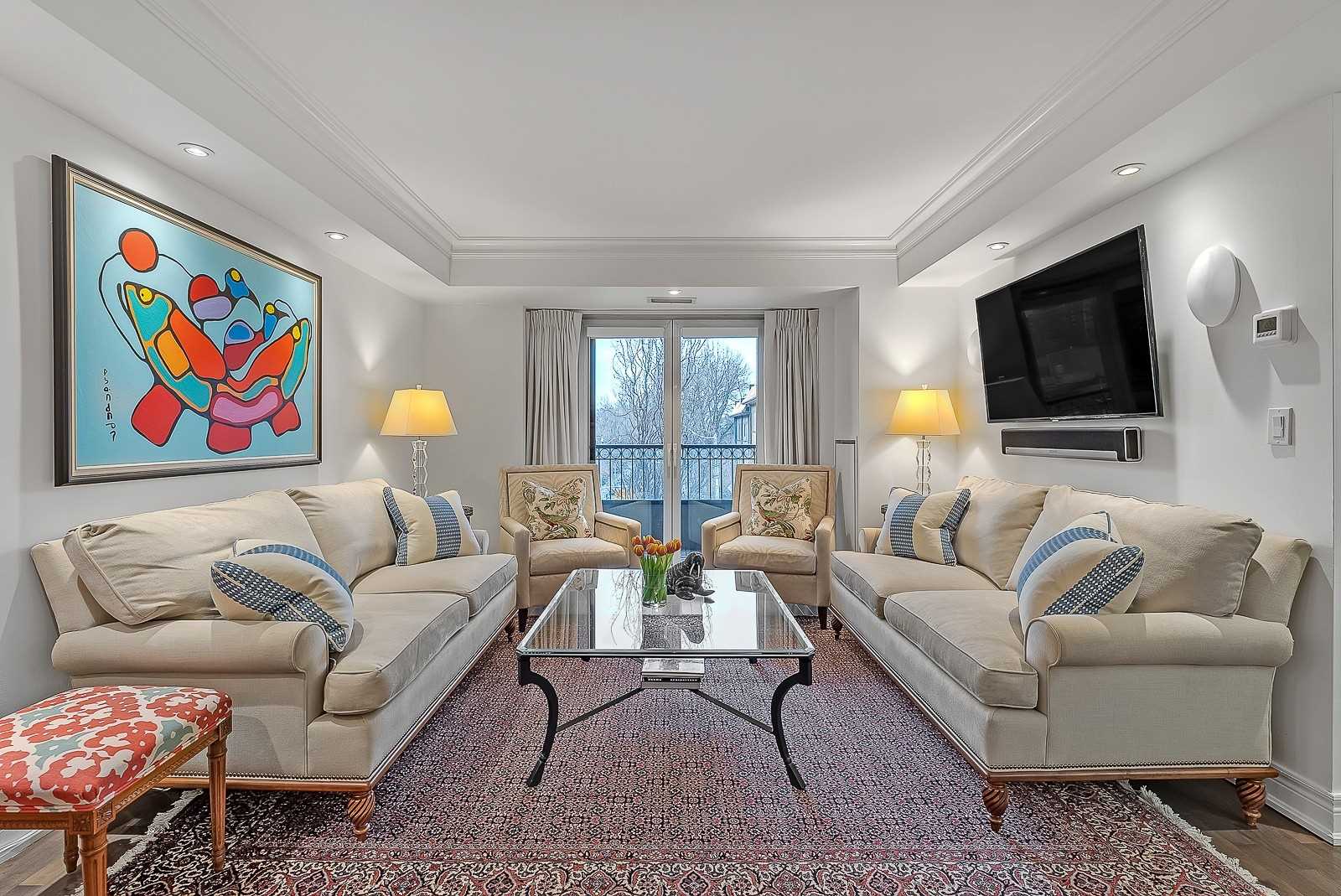 2 Roxborough Street E, #306