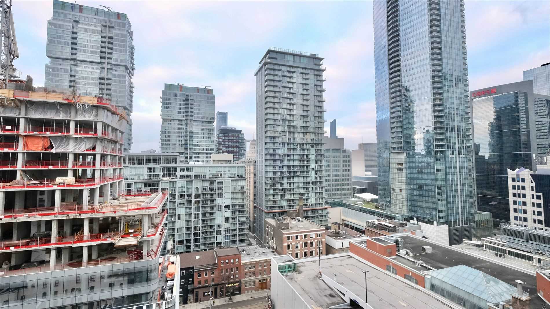 224 King Street W #1403