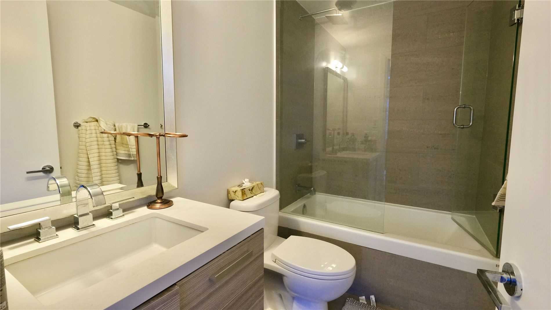 224 King Street W #1403