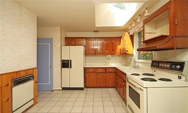 48 Chatfield Dr