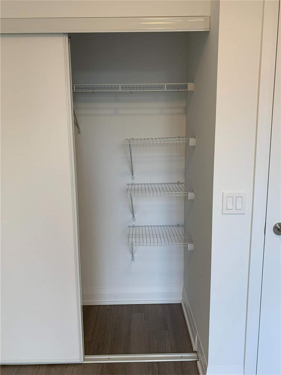 77 Mutual St, #1409