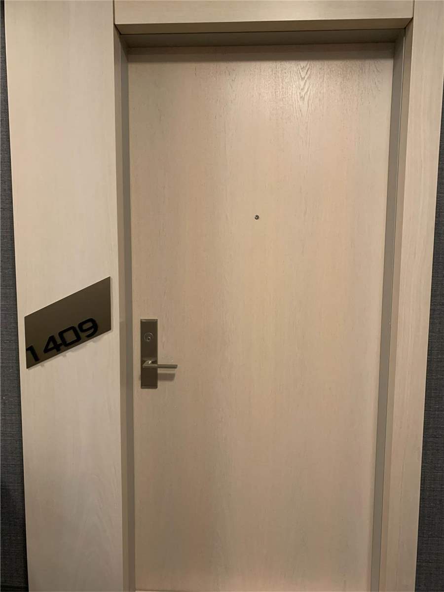 77 Mutual St, #1409