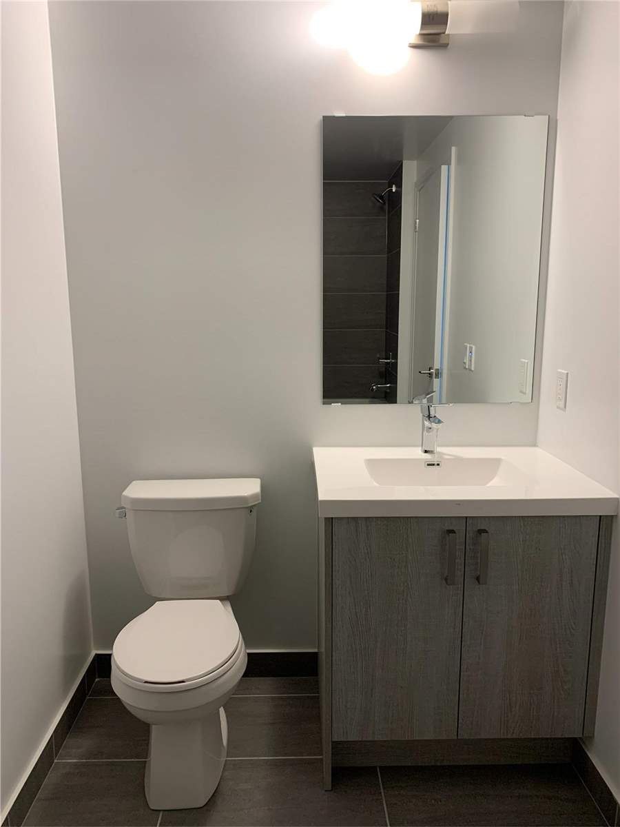 77 Mutual St, #1409