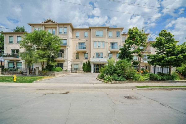 9 Greenbriar Rd, Toronto
