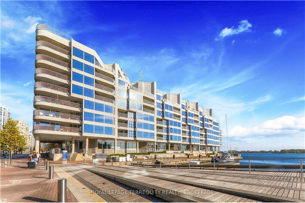 401 Queens Quay W, Toronto