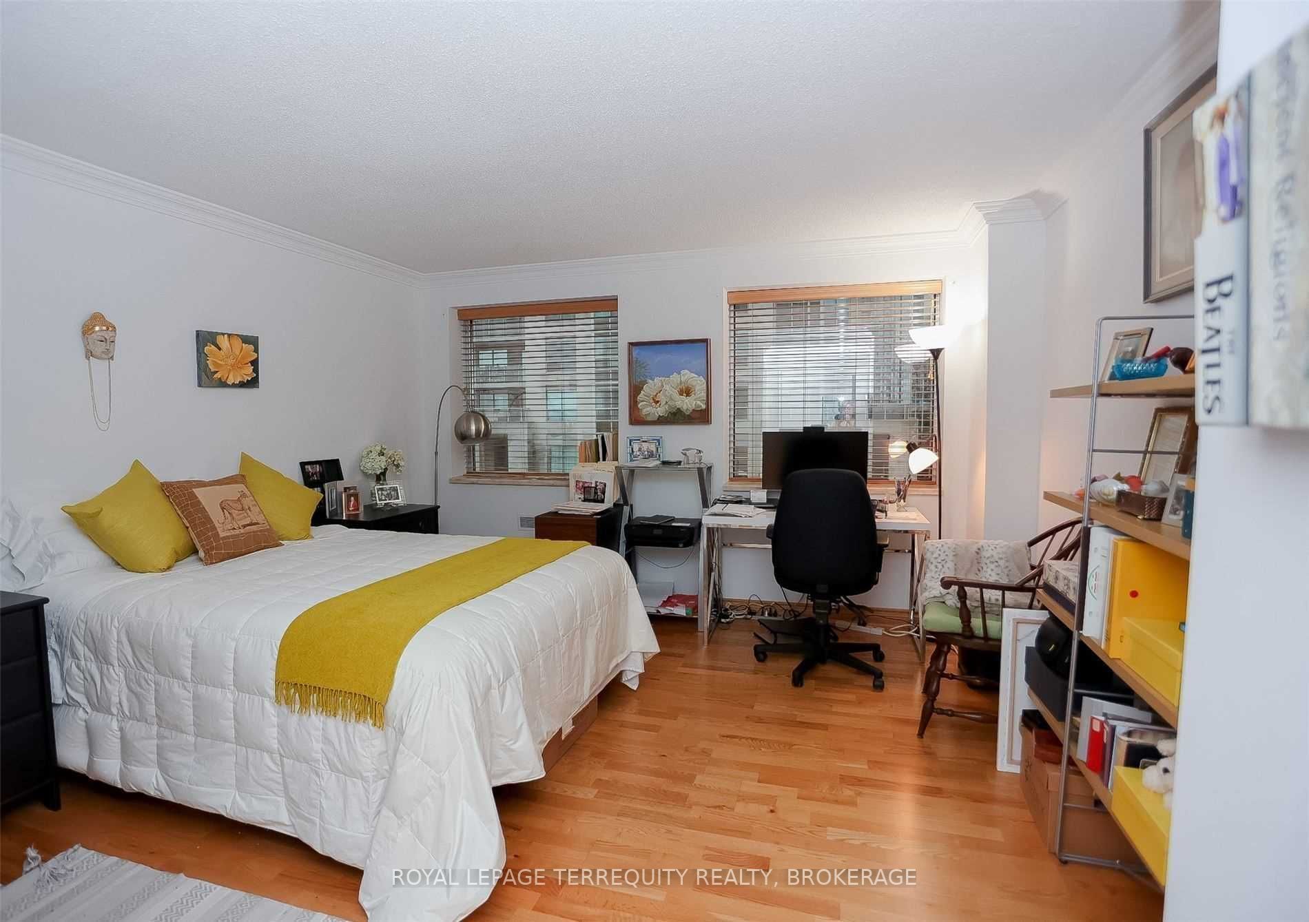 Listing C5867031 - Large Photo # 22