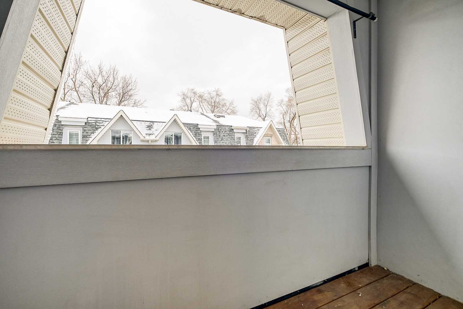 Listing C5867181 - Large Photo # 31